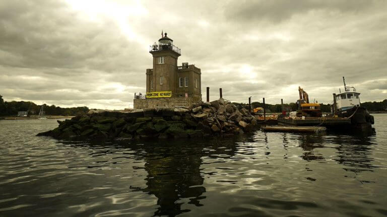 Huntington Lighthouse © Chuck Fadely © Chuck Fadely